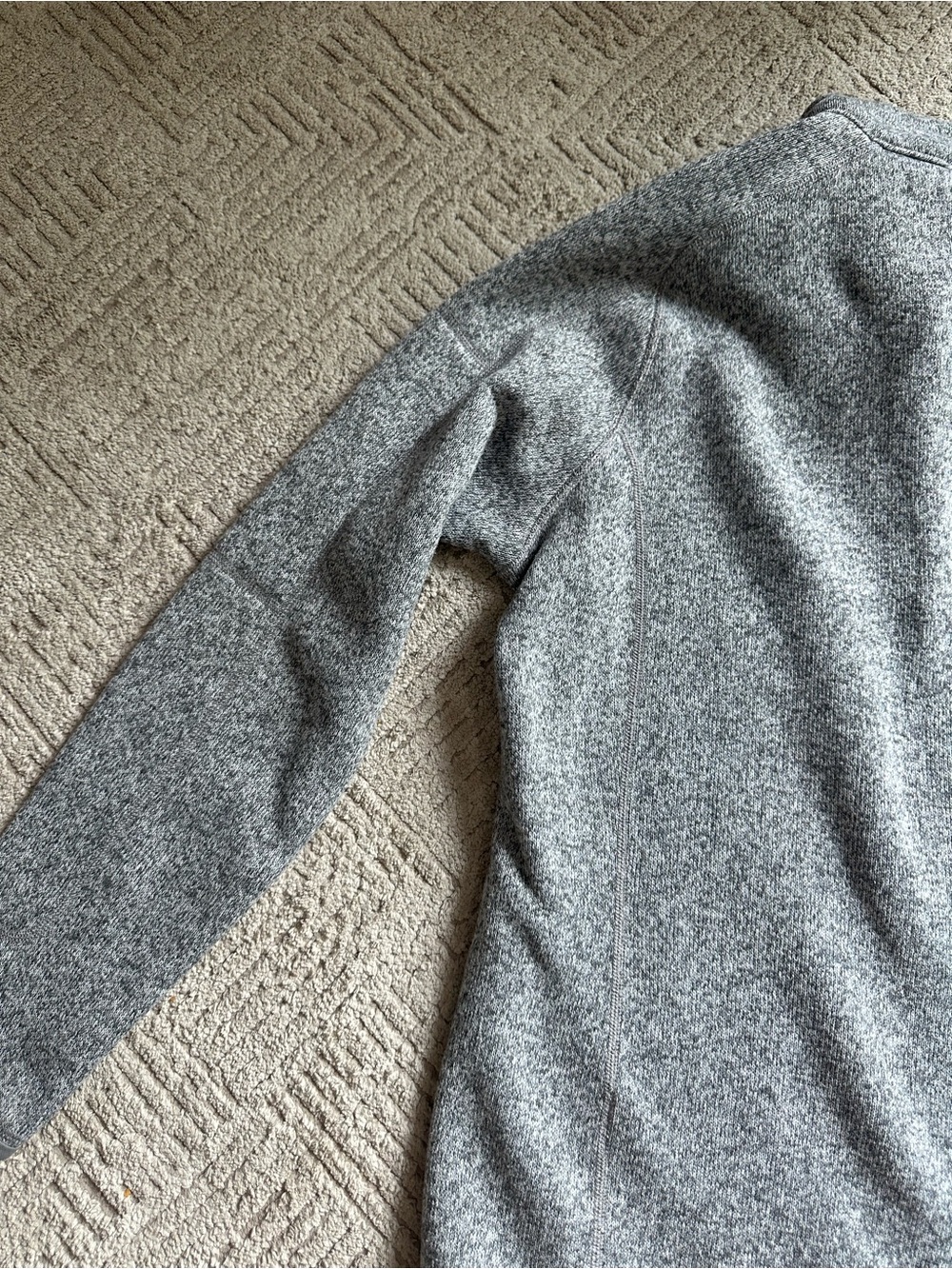 Patagonia Women's Heather Gray Quarter-Zip Fleece Pullover - Picture 4 of 13